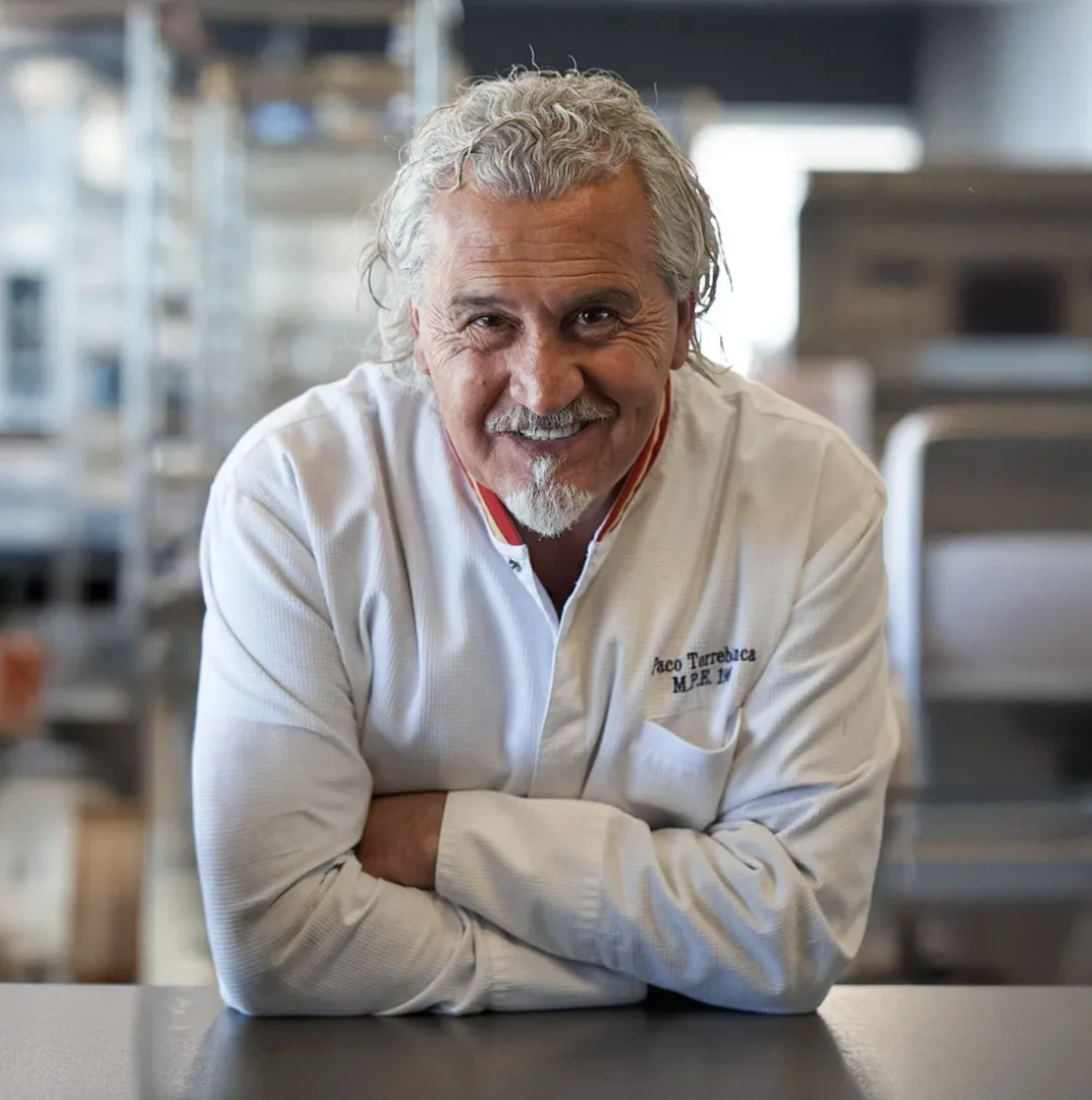 KRALLARIN PASTACISI PACO TORREBLANCA