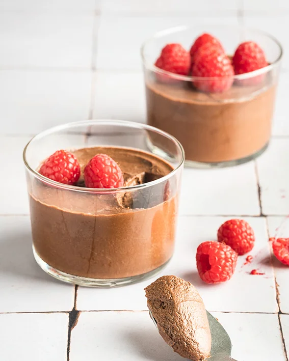 AVOKADOLU ÇİKOLATALI MOUSSE