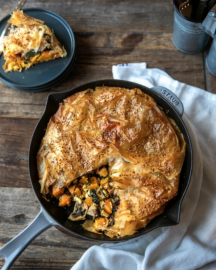 BAL KABAKLI,  MANTARLI ÇITIR BÖREK