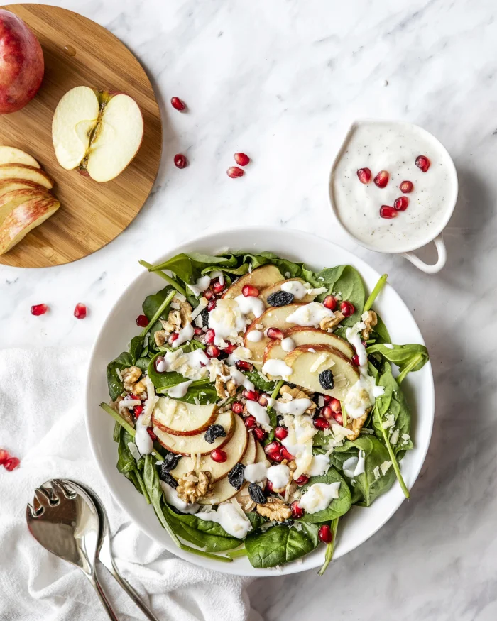 ISPANAKLI ELMALI SALATA