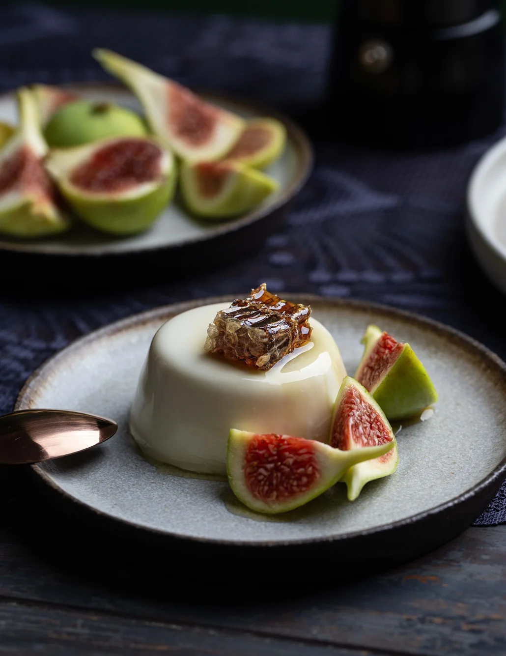 İNCİR YAPRAĞI AROMALI PANNA COTTA