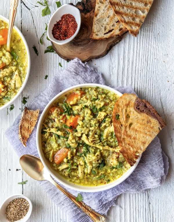 TAVUKLU GREÇKA ÇORBASI